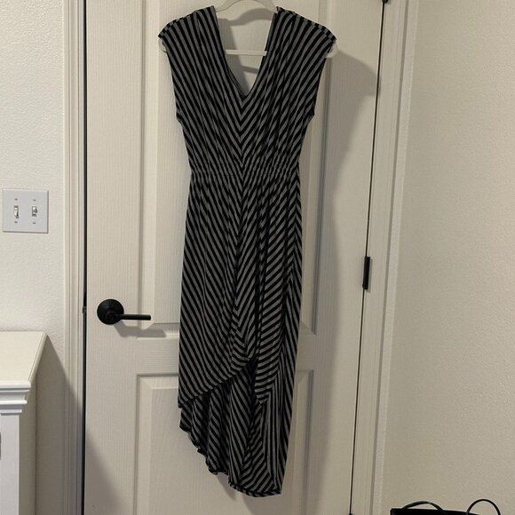 Mossimo Gray Black Striped V Neckline High Low Hem Dress, size Small - Picture 1 of 5